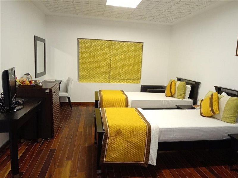 Vedic Village Sriperumbudur Formerly Known As Citrus Hotel Exteriör bild