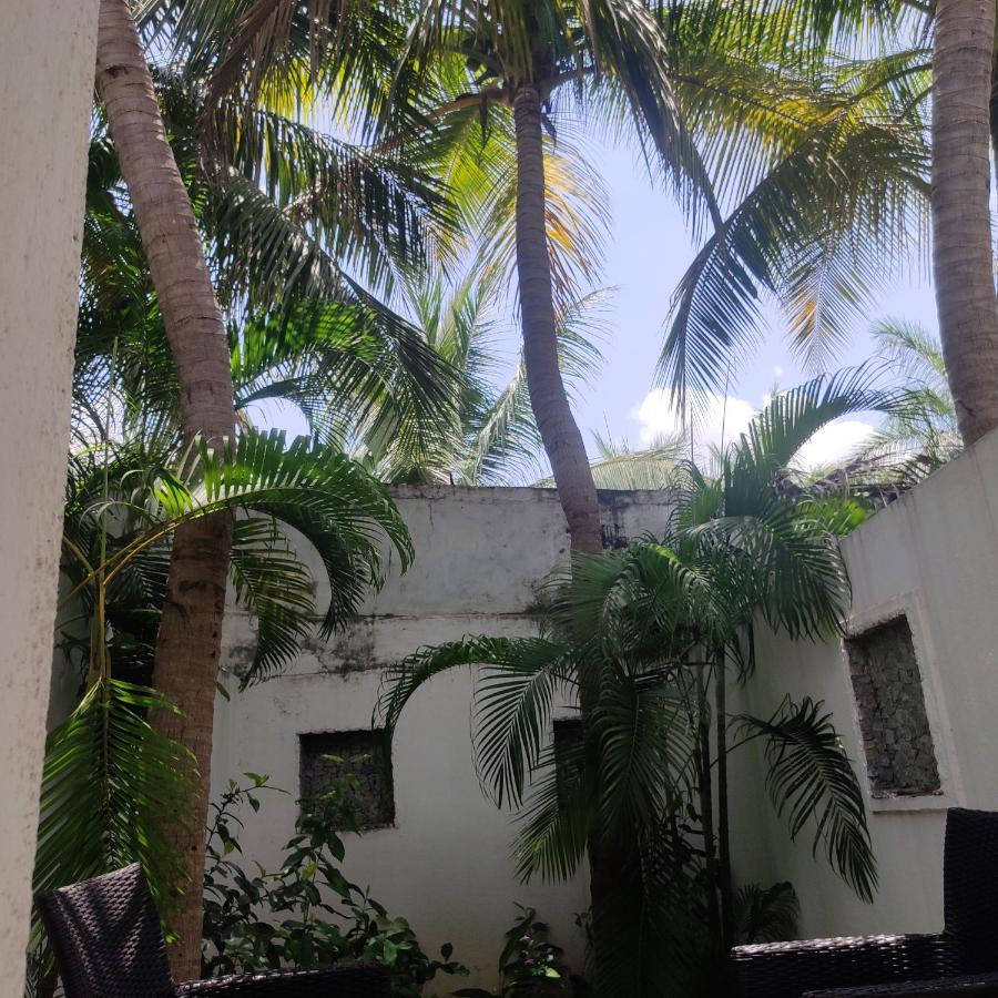 Vedic Village Sriperumbudur Formerly Known As Citrus Hotel Exteriör bild