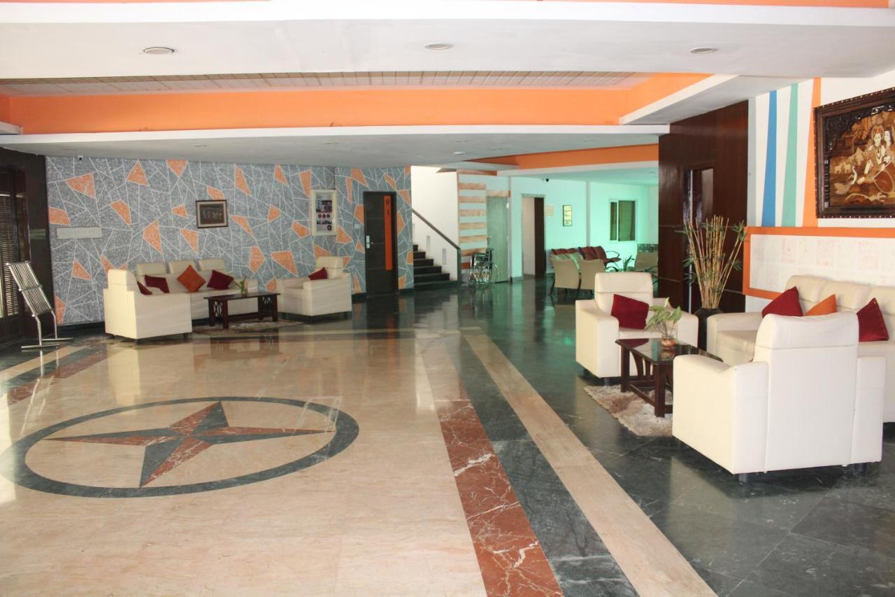 Vedic Village Sriperumbudur Formerly Known As Citrus Hotel Exteriör bild