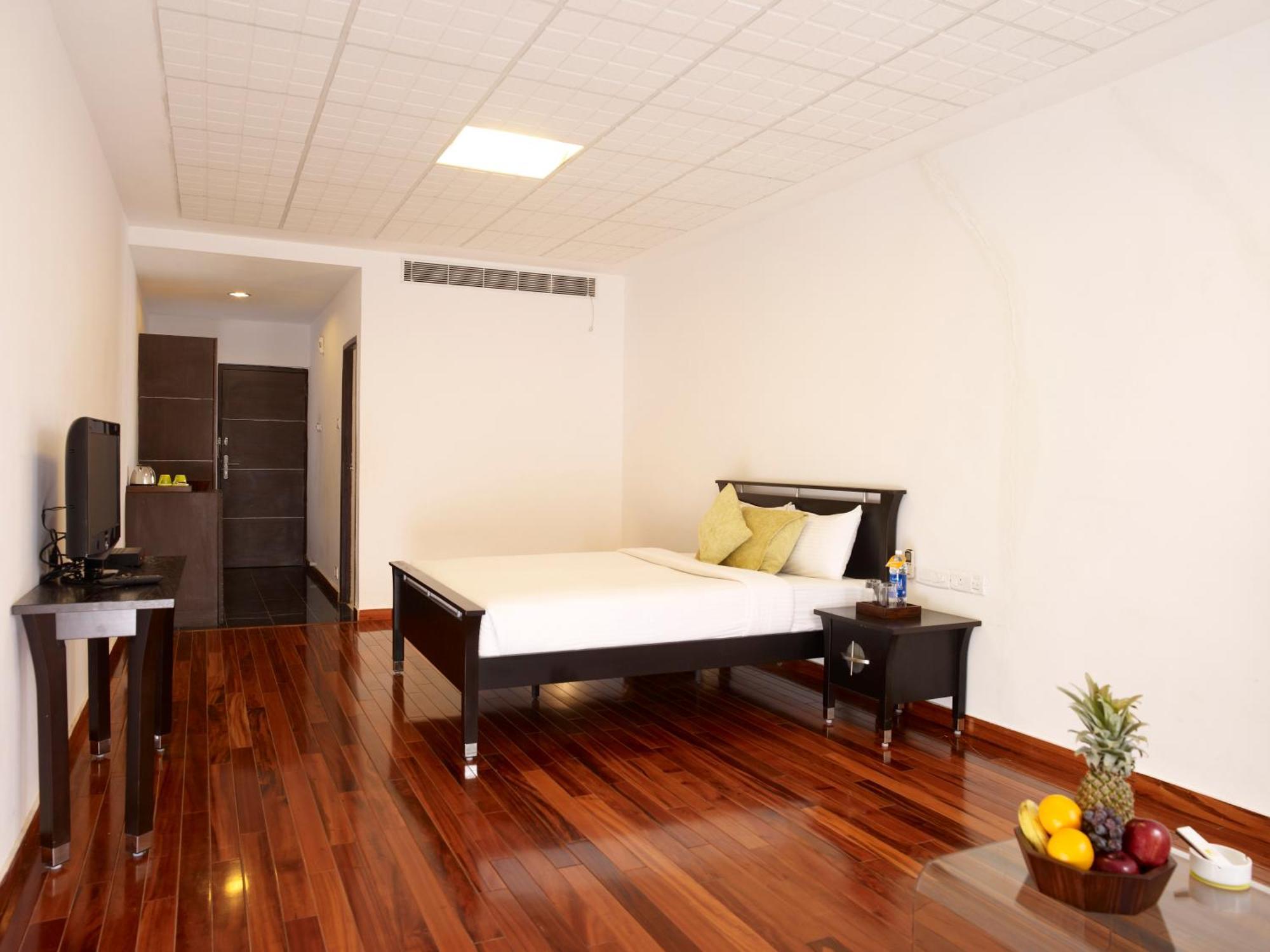 Vedic Village Sriperumbudur Formerly Known As Citrus Hotel Exteriör bild